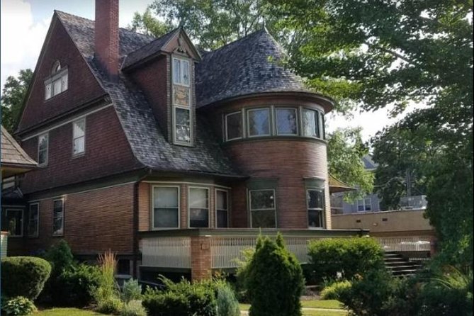 Private Frank Lloyd Wright Architectural Tour by Luxury Vehicle - Key points to know before booking