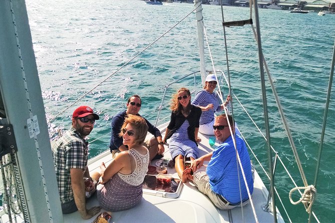 Private Sailing on Beautiful Lake Michigan - Navy Pier, Chicago - Leaving from the north side of Navy Pier
