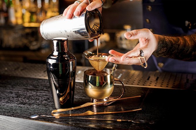 Private Speakeasy Pub Crawl in Chicago with Local Historian - Several speakeasies, each with a different feel