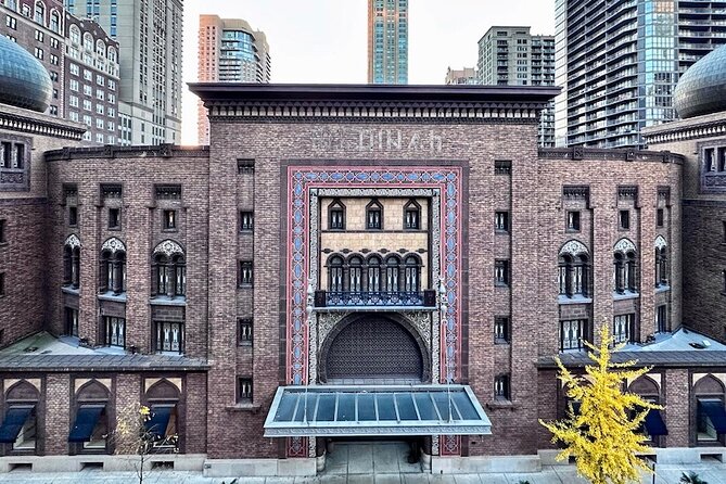 Retro River North Walking Tour - St. James Cathedral and the memory of Abraham Lincoln