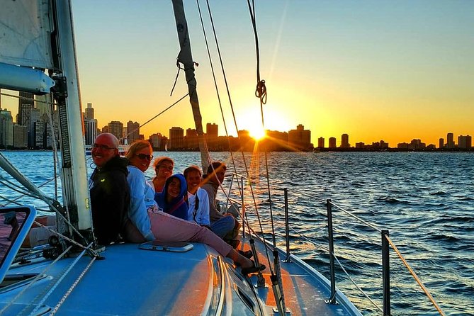 Serene Private Sunset Sail on Lake Michigan - Navy Pier, Chicago - Why Chicago is best seen from the lake