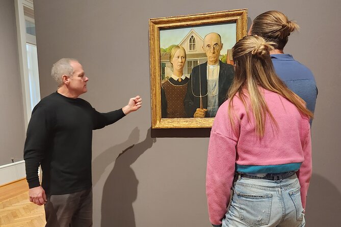 Skip-the-line: Art Institute of Chicago Guided Tour - Van Gogh’s bedroom and the power of a familiar image