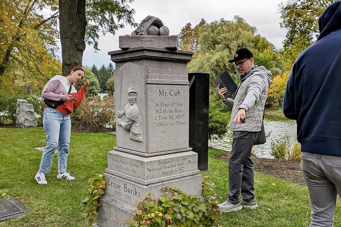The Deep Pockets Of Graceland Cemetery Walking Tour - What the Deep Pockets tour is really about