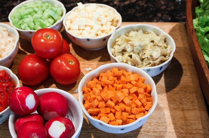 Traveling Spoon Chicago-Style Deep Dish Pizza Private Online Cooking Class - Scheduling is flexible, but confirmation takes time
