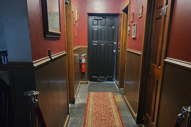 Vito's Vault Chicago finest dinner theatre speakeasy - A 90-minute revue with singing, dancing, and comedy