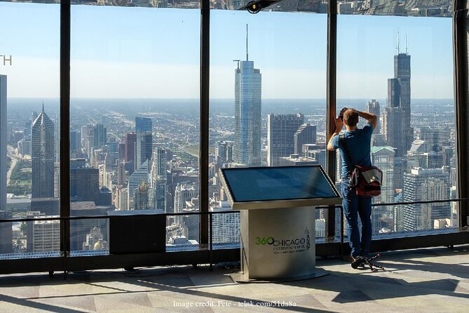 Welcome to Chicago: Private Half-Day Tour with 360 Observation Deck - What the private format adds